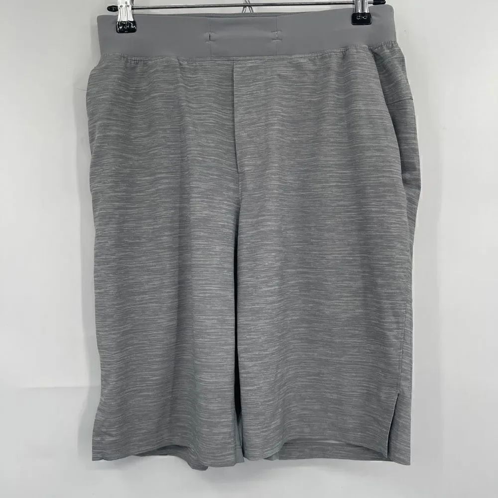 Lululemon Gray Training Athletic Linerless T.H.E. Shorts Size Small